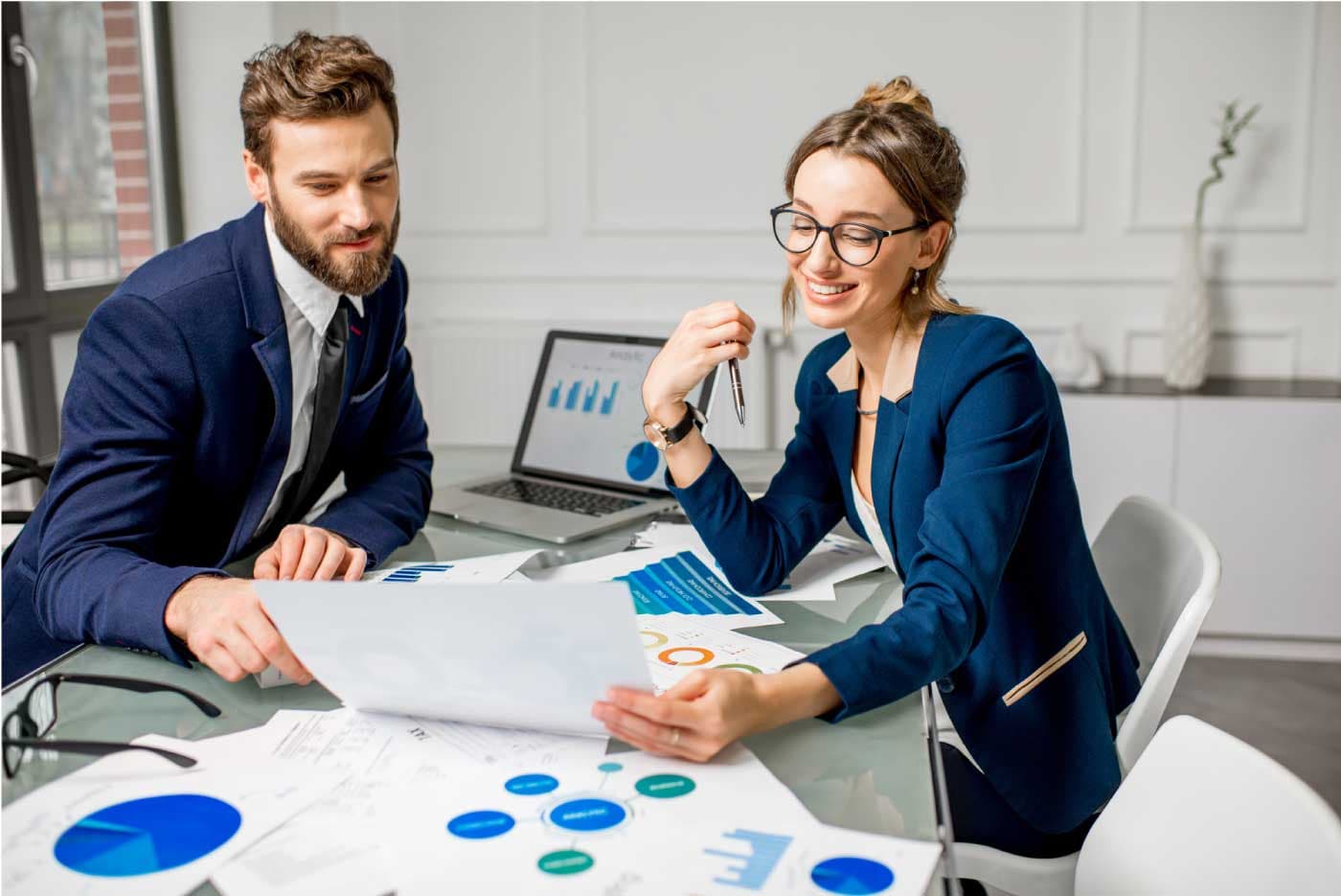 Der ultimative Headhunter: Ihr Schlüssel zu den besten Talenten