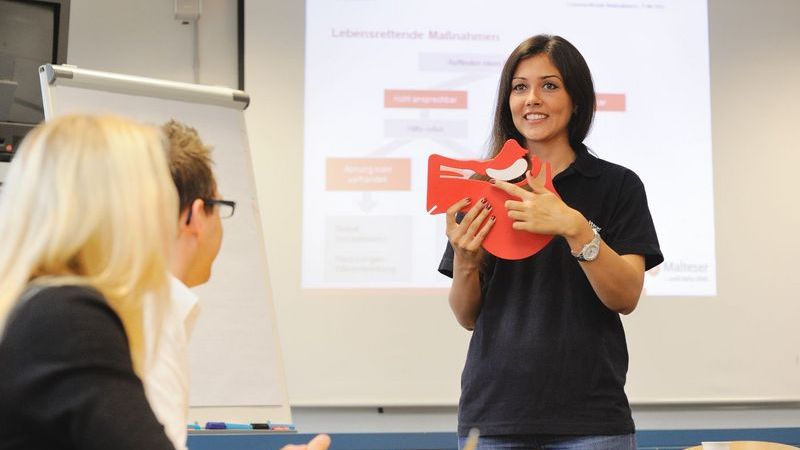 Erste-Hilfe Kurs München: Was Sie über Lebensrettung wissen müssen